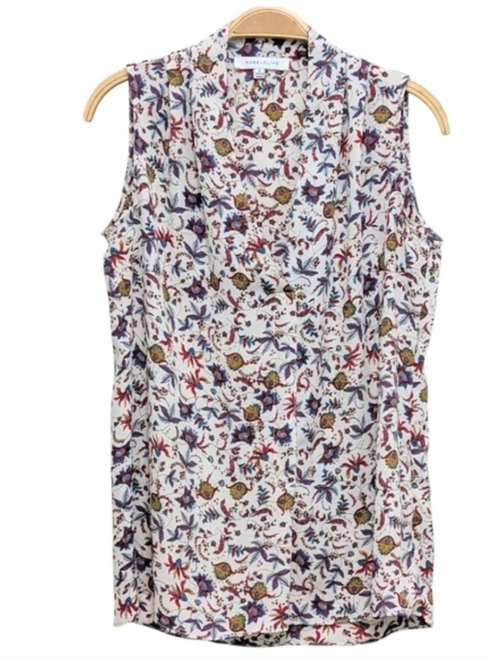 Rose + Olive Sleeveless Summer Floral V Neck Blouse Small